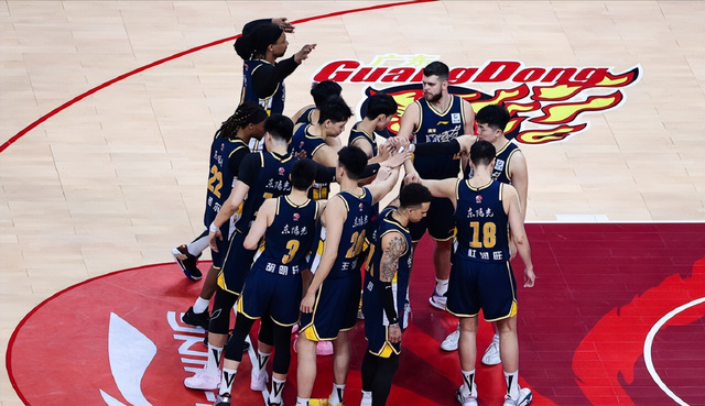 b体育-广东宏远有九名球员合同到期！外援或一个不留，杜锋重整阵容
